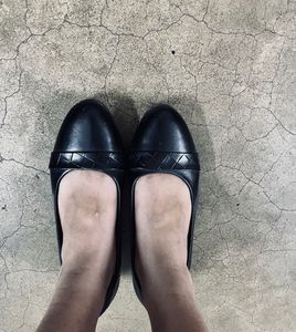 Classic Black StelaToes Heels