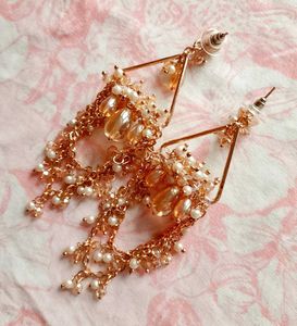 Dangle Earrings with Pearls