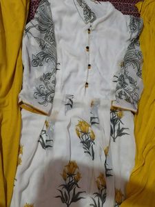 Elegant White &amp; Yellow Kurta Set