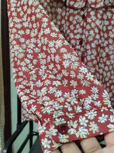 Chic Floral Print Ruffled Blouse