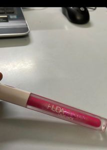 Huda Beauty Liquid Matte - Baby Doll
