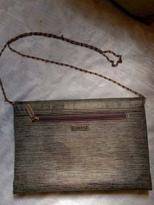Elegant Chain Shoulder Bag 👜