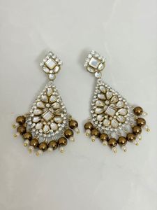 Exquisite Kundan &amp; Pearl Drop Earrings