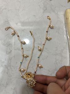 Elegant Pearl &amp; Stone Maang Tikka