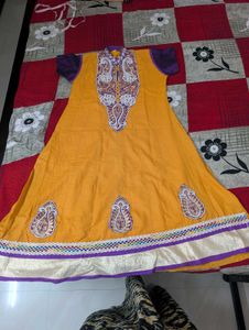 Women's Mustard Yellow Embroidered Kurthi