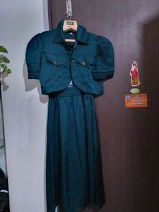 Beautiful One Piece Dress 👗with Shrugs