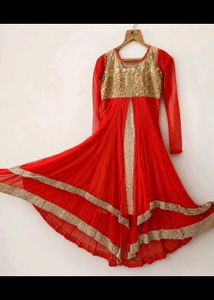 Stunning Rustd&amp; Gold Embroidered Ethnic tail Gown