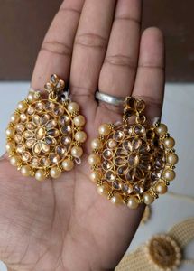 Elegant Pearl &amp; Kundan Jewellery Set