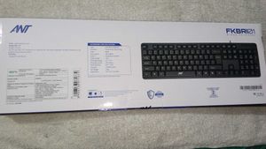 we are selling a keyboard is new with tag