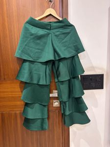 boutique stiched-crop top and stylish pants