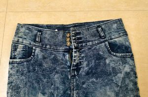 Acid Wash High Waisted Jeans 📍Free Delivery
