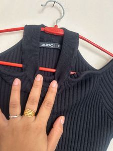 Black Ribbed Cut-Out Shoulder Top