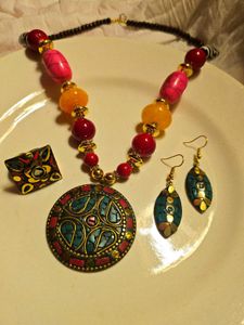 Laq Boho Beaded Necklace, earrings and ring Set