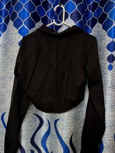 Black Cropped Button-Up Shi
