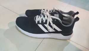 Adidas Men's Casual Shoes. New With Tag.