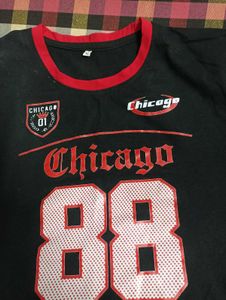 Chicago 88 Graphic T-Shirt