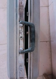 Suitcase (Safari)