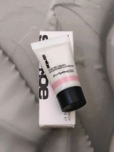 MAC Strobe Cream