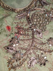 very good partywear suit without stiching