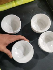 Set of 4 White Ceramic Serving Bowls