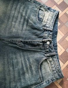 Retro-Style Oversized Wide-Leg Jeans
