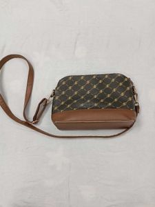 Stylish Brown Crossbody Bag