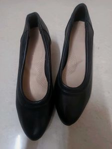 Classic Black Ballerina Flats