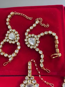Exquisite Kundan Polki with Meenakari Jewellery Se