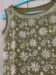 Embroidered Olive Green Sleeveless Kurta