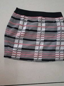 Chic Plaid Mini Skirt