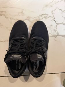 new condition 1 time used skechers shoes men