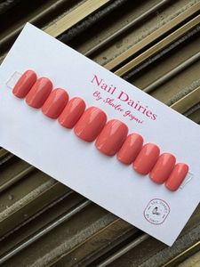 Coral Press-On Nails