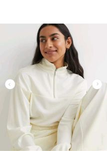 H&amp;M Women White Solid Sports Sweatshirt