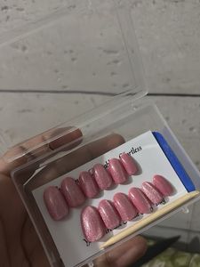 Pink Glitter Press-On Nails