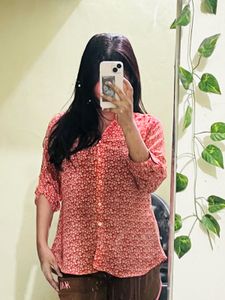 Chic Red Floral Print Shirt