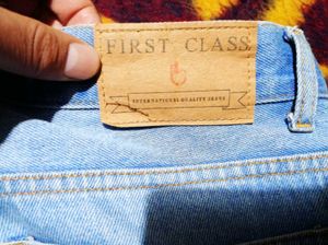 vintage 1990's Baggy Light Wash Jeans