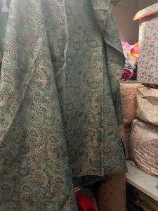 Elegant Paisley Print shawl