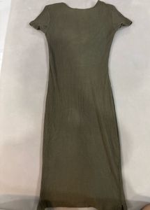 Ribbed Midi Dress with High Slit