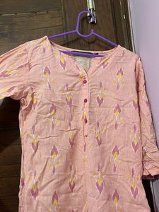 AvaasaPink Printed Cotton Kurta