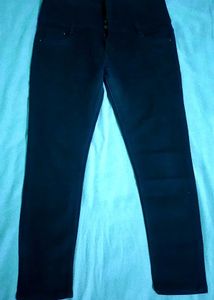 ▪️Classic Black Jeans