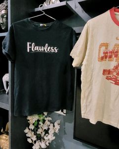Set 2 Quality Tshirts 👌