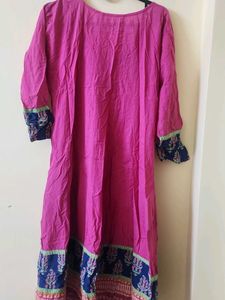 Pink &amp; Blue Printed Kurti