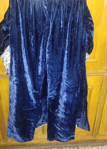 Embroidered Blue Velvet Kurta set