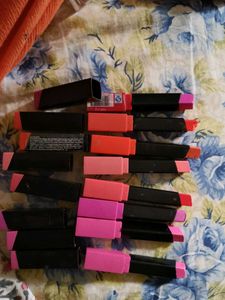 8 Lipstick Different Shades