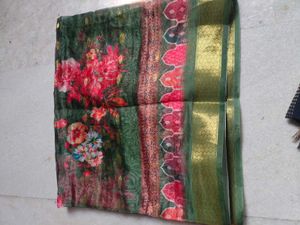 Elegant Green Floral Silk Blend Dupatta with Golde