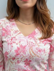 Flowy Pink Floral Printed Kurta