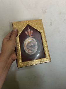 Queen Victoria and Ganesh ji Show piece