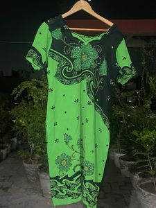 Vibrant Green & Black Floral Kurta