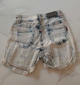 Demin Short