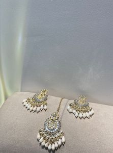 Elegant Pearl & Kundan Jewellery Set